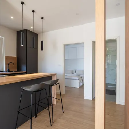 Marina Heights Apartament *