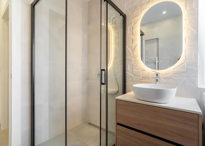 Marina Heights Lägenhet *