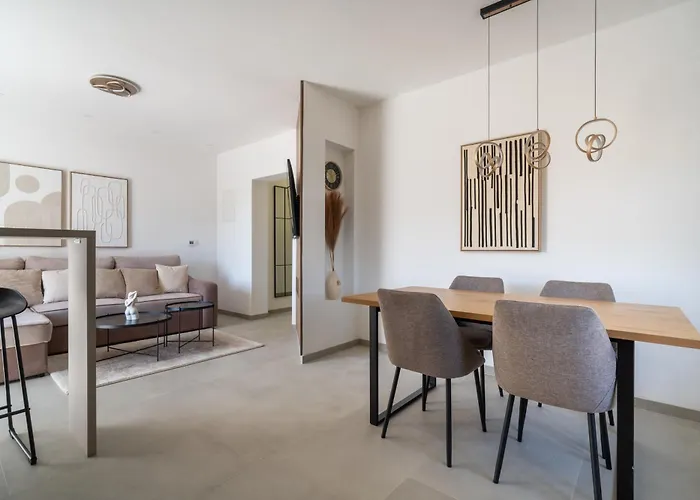 Marina Heights Lägenhet