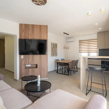 Marina Heights زادار