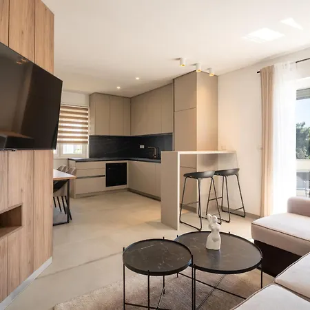 Marina Heights Apartment