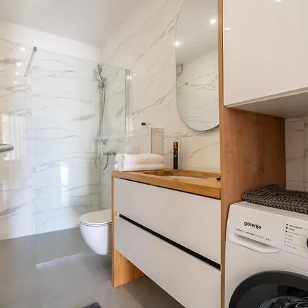 Marina Heights زادار