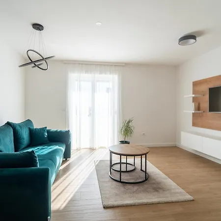 Apartment Marina Heights