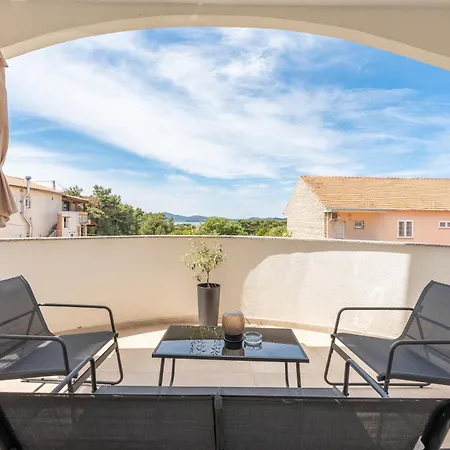Apartamento Marina Heights